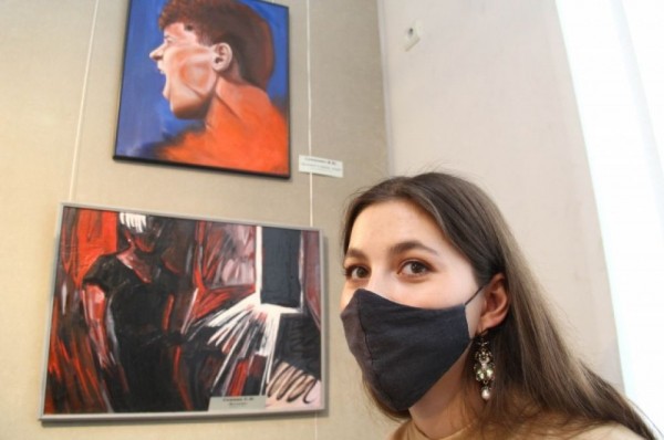 Кто на новенького. В Омске впервые проводят конкурс для молодых художников