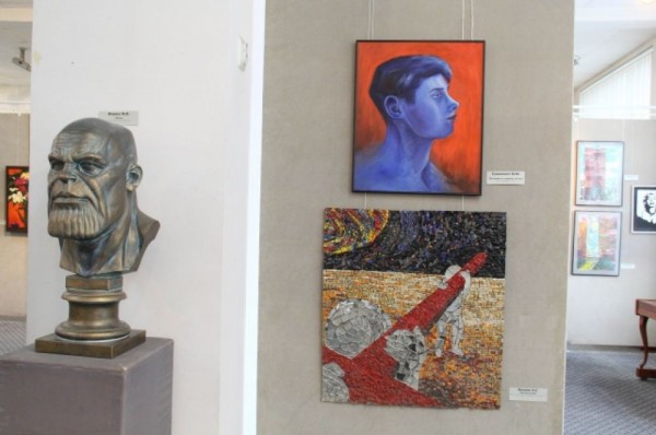 Кто на новенького. В Омске впервые проводят конкурс для молодых художников