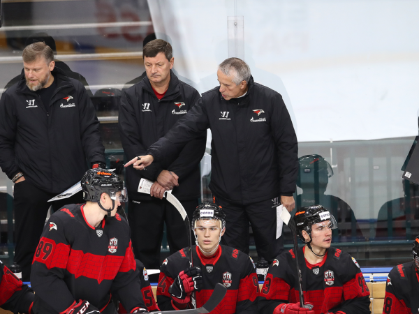 Камбэк в первой игре на турнире в Петербурге! Как «Авангард» победил «Торпедо»
Камбэк в первой игре на турнире в Петербурге! Как «Авангард» победил «Торпедо»