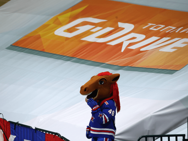 
        Выиграли у СКА и стали победителями турнира в Петербурге! Как «Авангард» завершил предсезонку
      