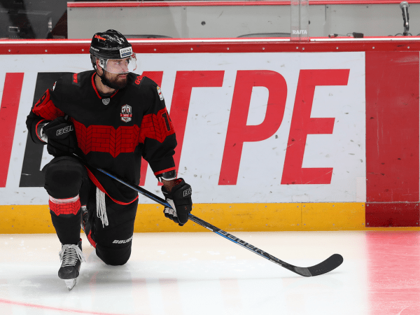 
        «Авангард» - «Амур» 2:1. Товарищеский матч (ВИДЕО)
      