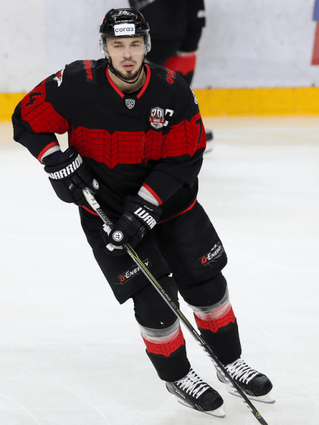 Камбэк в первой игре на турнире в Петербурге! Как «Авангард» победил «Торпедо»
Камбэк в первой игре на турнире в Петербурге! Как «Авангард» победил «Торпедо»