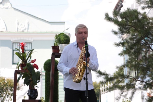 Обманные маневры и доступные компромиссы. День города в Омске прошел в режиме «ждун» Обманные маневры и доступные компромиссы. День города в Омске прошел в режиме «ждун»