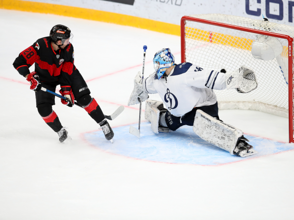 «Авангард» - «Динамо» Москва 5:4. Товарищеский матч (ВИДЕО)
«Авангард» - «Динамо» Москва 5:4. Товарищеский матч (ВИДЕО)