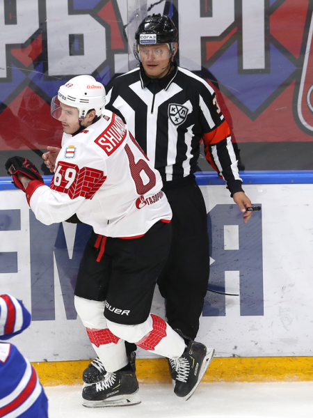 
        «Мы будем гнуть свою линию». Хартли, Семёнов и Буше после победы над СКА
      