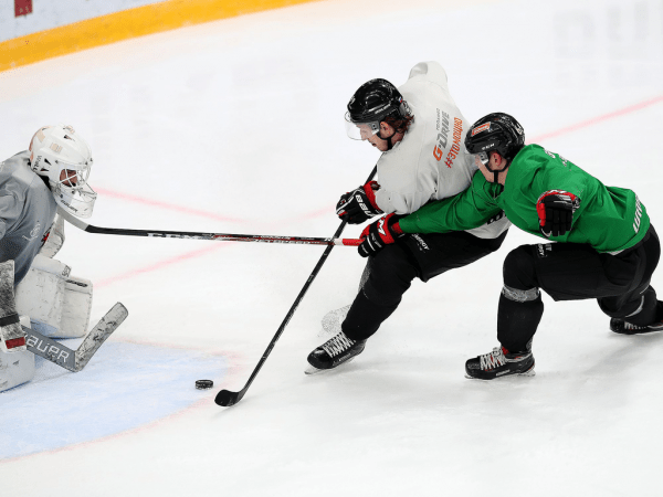 ПОДСЛУШАНО: «Авангард» после коронавируса. Снова тренируемся! (ФОТО+ВИДЕО)
ПОДСЛУШАНО: «Авангард» после коронавируса. Снова тренируемся! (ФОТО+ВИДЕО)