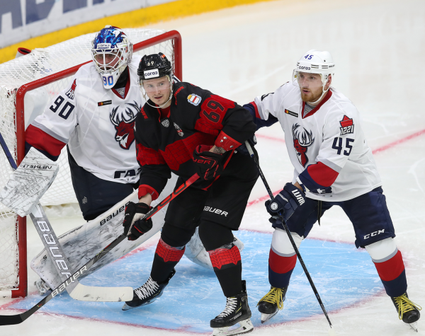 
        «Для нас важно хорошо играть в межсезонье, ведь побеждать всегда приятно». Комментарии после матча с «Торпедо»
      