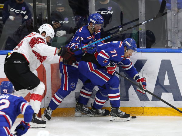 
        «Мы будем гнуть свою линию». Хартли, Семёнов и Буше после победы над СКА
      