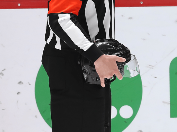 
        Четвёртая победа на предсезонке! Как «Авангард» оказался сильнее «Амура»
      