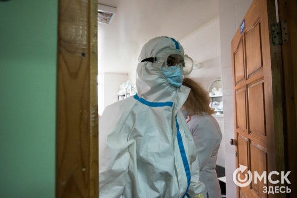 "Они спасают, когда человек не может дышать". В Омск поступили новые аппараты ИВЛ