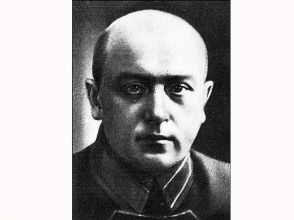 Сто лет внешней разведке: охота на генералов