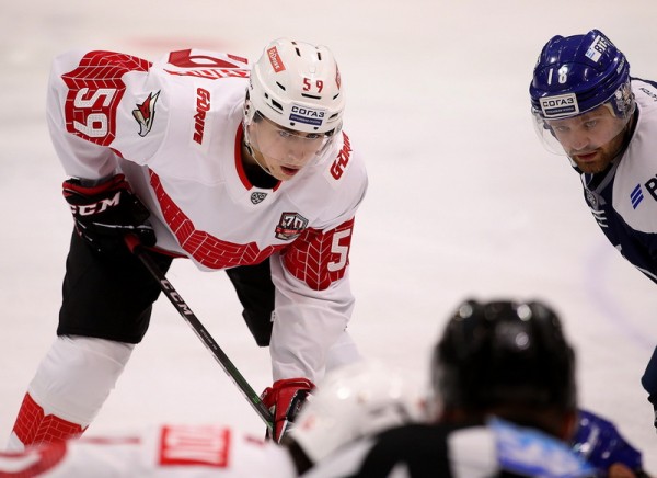 В «Авангарде» растёт молодая звезда? Егор Чинахов – главный герой омской предсезонки
В «Авангарде» растёт молодая звезда? Егор Чинахов – главный герой омской предсезонки