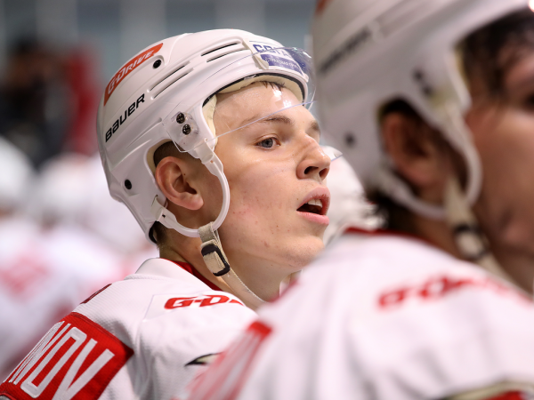 «Вся команда в конкуренции». Хартли, Чинахов и Хохлачёв о разгромной победе над «Динамо» во второй игре предсезонки
«Вся команда в конкуренции». Хартли, Чинахов и Хохлачёв о разгромной победе над «Динамо» во второй игре предсезонки