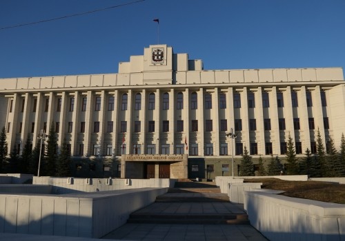 Миллиардер Евтушенков все-таки построит гостиничный комплекс «Космос» у омского метромоста