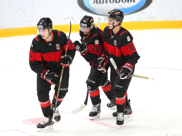 
        «Мы посмотрели, чего стоит каждый». Хартли, Грицюк и Мизюрин о победе над «Динамо»
      