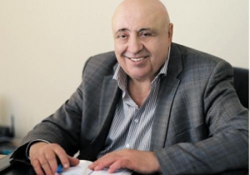 В пандемию главврач Медсанчасти № 9 Шаповалов предлагает омичам пластику пупка