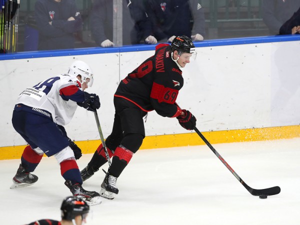 Камбэк в первой игре на турнире в Петербурге! Как «Авангард» победил «Торпедо»
Камбэк в первой игре на турнире в Петербурге! Как «Авангард» победил «Торпедо»