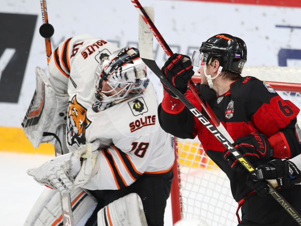 
        «Авангард» - «Амур» 2:1. Товарищеский матч (ВИДЕО)
      