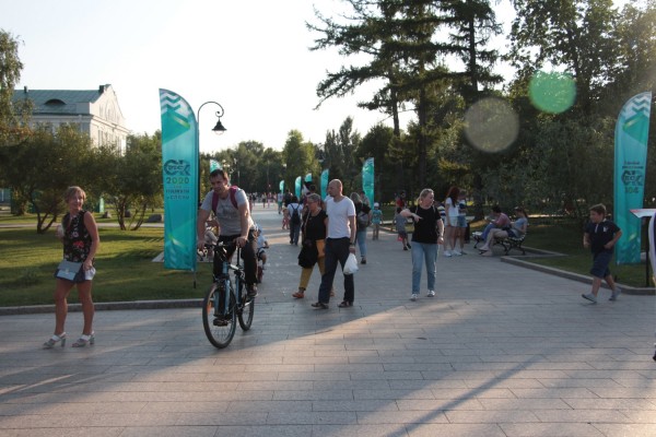 Обманные маневры и доступные компромиссы. День города в Омске прошел в режиме «ждун» Обманные маневры и доступные компромиссы. День города в Омске прошел в режиме «ждун»