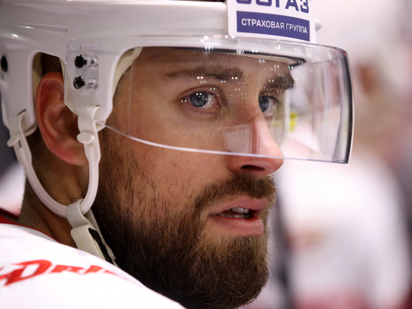 «Вся команда в конкуренции». Хартли, Чинахов и Хохлачёв о разгромной победе над «Динамо» во второй игре предсезонки
«Вся команда в конкуренции». Хартли, Чинахов и Хохлачёв о разгромной победе над «Динамо» во второй игре предсезонки