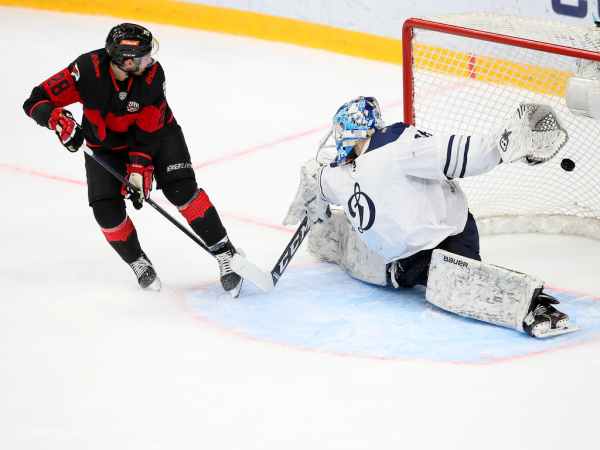 
        «Мы посмотрели, чего стоит каждый». Хартли, Грицюк и Мизюрин о победе над «Динамо»
      