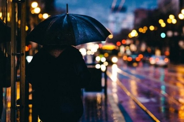 Омичей предупредили о дожде в начале рабочей недели