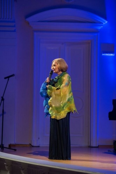 Алла Енина: "В современном мире жить проще, а это губит инициативу" Алла Енина: "В современном мире жить проще, а это губит инициативу"