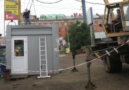 Омские чиновники через суд лишают Жуматаева еще одного киоска