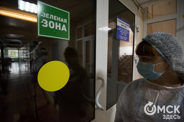 "Они спасают, когда человек не может дышать". В Омск поступили новые аппараты ИВЛ