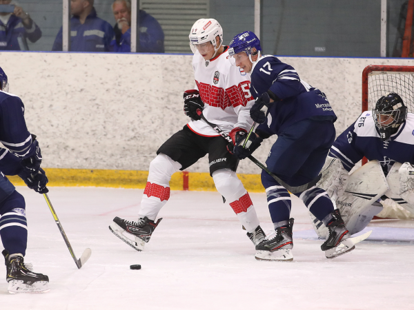 «Вся команда в конкуренции». Хартли, Чинахов и Хохлачёв о разгромной победе над «Динамо» во второй игре предсезонки
«Вся команда в конкуренции». Хартли, Чинахов и Хохлачёв о разгромной победе над «Динамо» во второй игре предсезонки