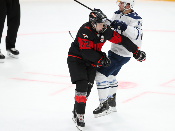 «Авангард» - «Динамо» Москва 5:4. Товарищеский матч (ВИДЕО)
«Авангард» - «Динамо» Москва 5:4. Товарищеский матч (ВИДЕО)