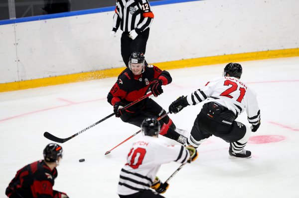 
        Вторая волевая победа в Питере! Как «Авангард» разобрался с «Северсталью»
      