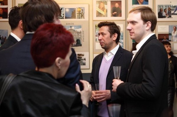 Столичные гости превратили Омский театр драмы в настоящий Бродвей