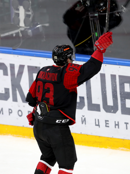 
        Вторая волевая победа в Питере! Как «Авангард» разобрался с «Северсталью»
      