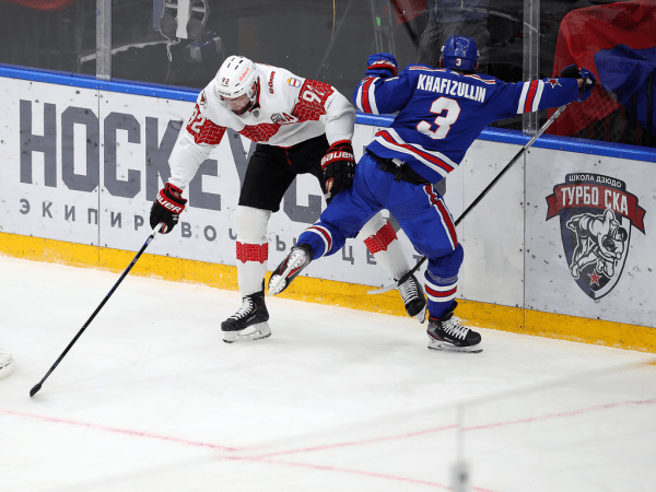 
        «Мы будем гнуть свою линию». Хартли, Семёнов и Буше после победы над СКА
      