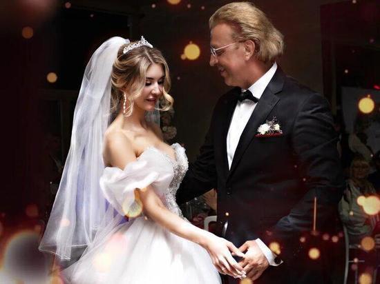 53-летний певец Роман Жуков женился: свадьба гремела два дня