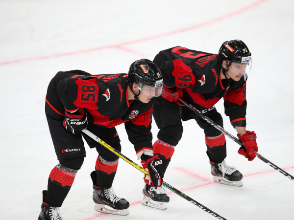 «Авангард» - «Динамо» Москва 5:4. Товарищеский матч (ВИДЕО)
«Авангард» - «Динамо» Москва 5:4. Товарищеский матч (ВИДЕО)