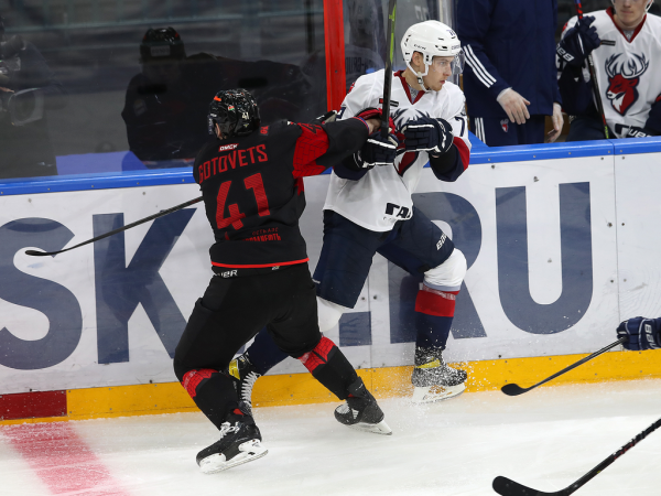 Камбэк в первой игре на турнире в Петербурге! Как «Авангард» победил «Торпедо»
Камбэк в первой игре на турнире в Петербурге! Как «Авангард» победил «Торпедо»