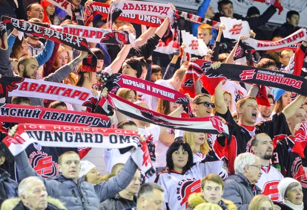 Гол в пустые ворота. Из истории встреч «Авангарда» и «Куньлунь Ред Стар»
       
        Гол в пустые ворота. Из истории встреч «Авангарда» и «Куньлунь Ред Стар»