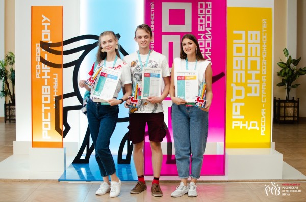 Молодые омичи выбирают Чехова и "Теорию Большого взрыва"