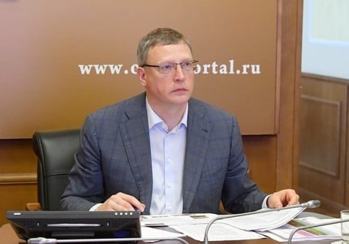 СМИ: Бурков неофициально наведался в Екатеринбург и собирал «эсеров» на своей даче