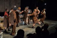 Спектакль на подушках. Сказка про медвежат, которые вовсе и не жадничали