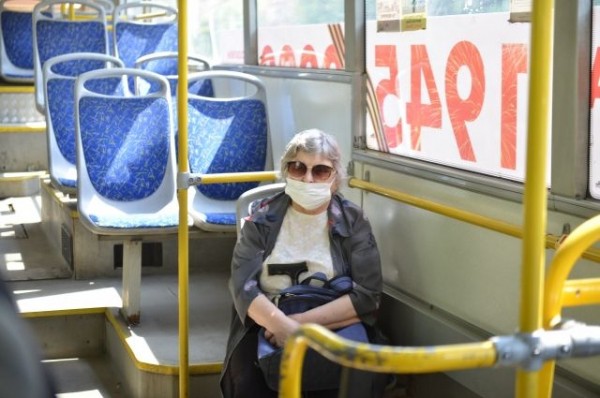 В Омске за несоблюдение масочного режима выдают протоколы