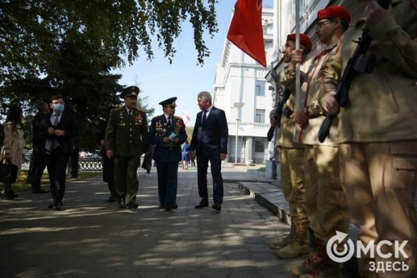 В Омске открыли мемориальную доску отцу президента Казахстана