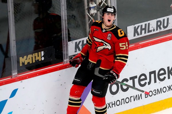 У «Ак Барса» странный кризис, Хартли отвечает критикам. Что происходит в КХЛ
У «Ак Барса» странный кризис, Хартли отвечает критикам. Что происходит в КХЛ