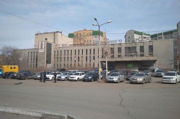 Мэрия Омска планирует найти хозяев ДК им. Козицкого и кинотеатру Сатурн