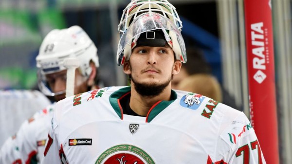 Один играл за аутсайдера, второй стал не нужен родной команде. Теперь Бобков и Гарипов &mdash; лучший вратарский дуэт КХЛ