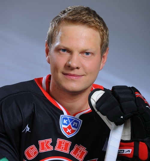 «Авангарду» - 70! 10 лидеров по сыгранным матчам