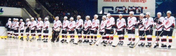 Василевский не выручил, а Васильев забил. Из истории встреч «Авангарда» и «Салавата Юлаева»