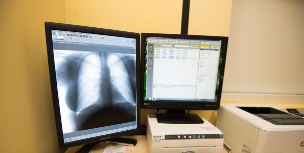 В Омске заболевших COVID-19 на 50% больше, чем выздоровевших